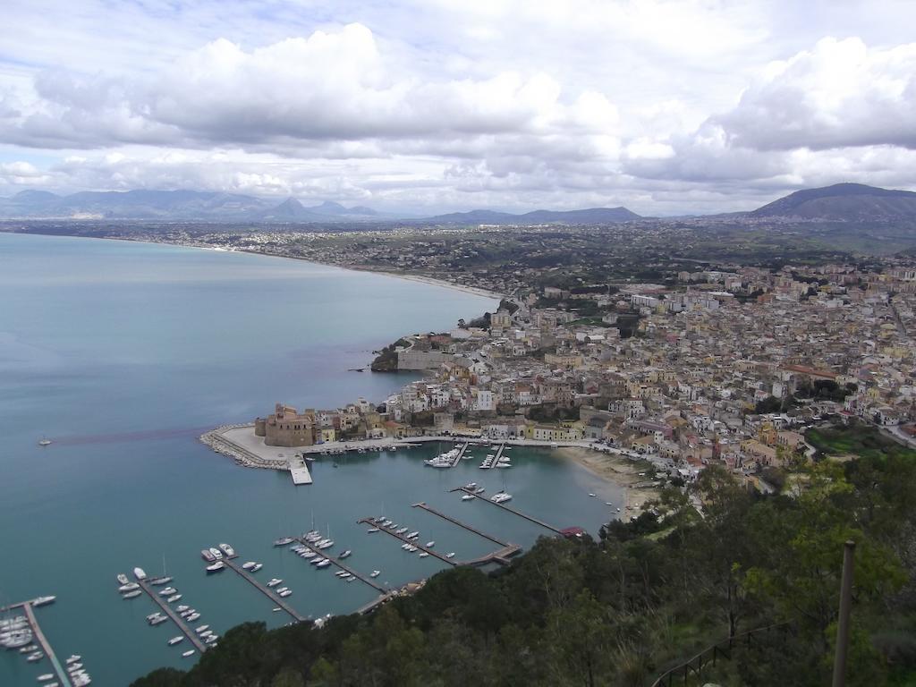 Zu Pippinu Apartment Castellammare del Golfo Luaran gambar